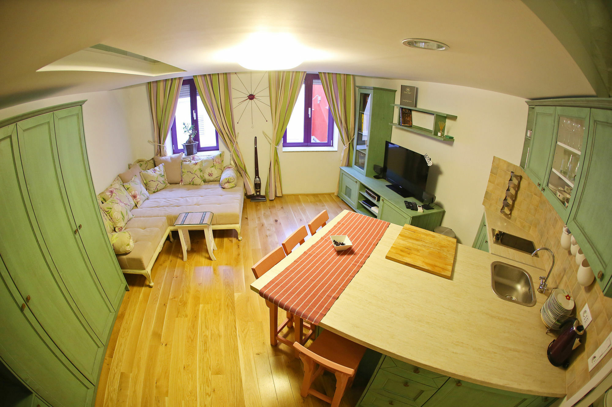 Aparthotel Integrated 4*